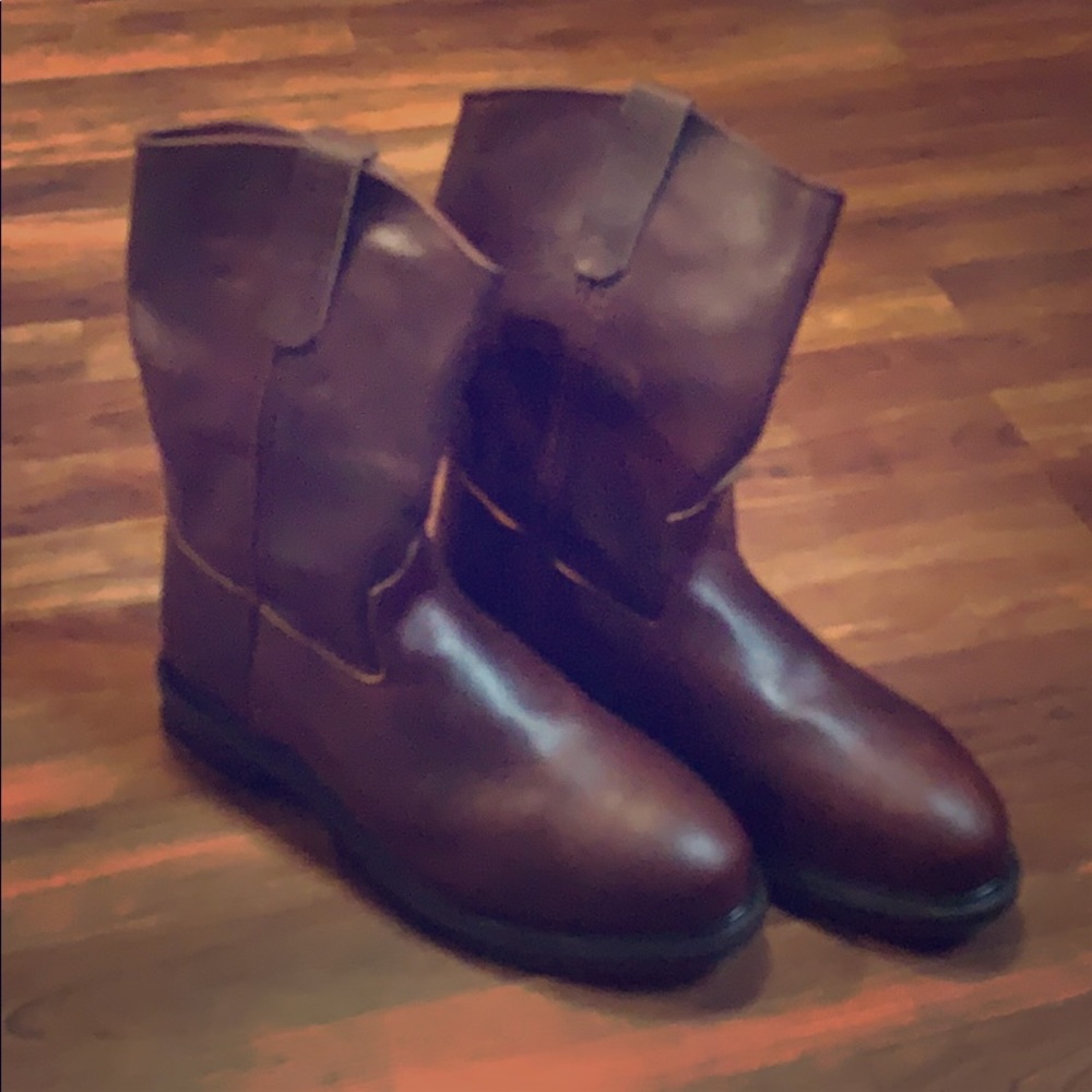 * RED WING BOOTS* *PECOS*